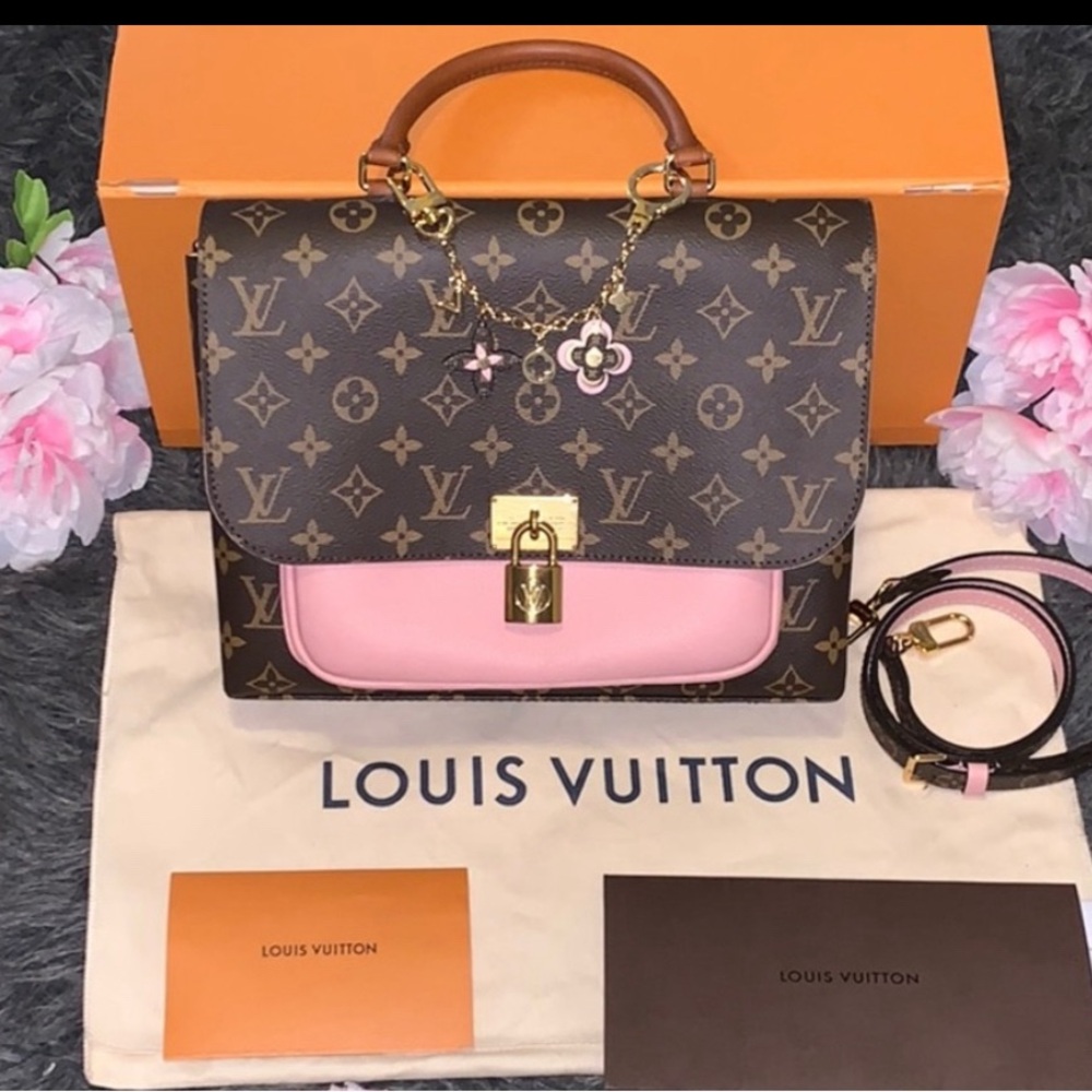 LOUIS VUITTON MARIGNAN W/FLOWER
BLOOM ACCESSORY